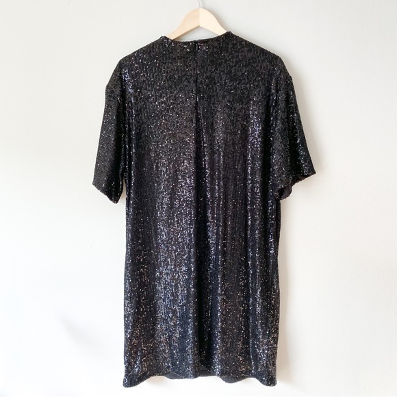 H&M, black sequin straight-cut t-shirt dress sz medium (NWT) - Picture 2 of 12